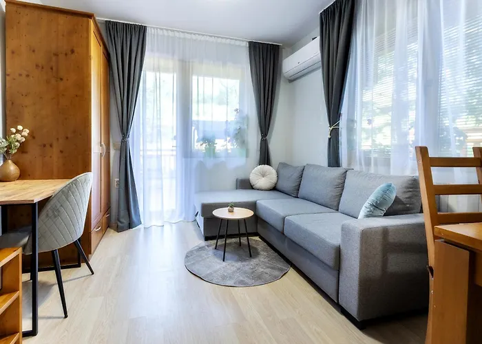 アパート 2-room Forest Retreat - Fireplace, Veranda, Bbq, Views