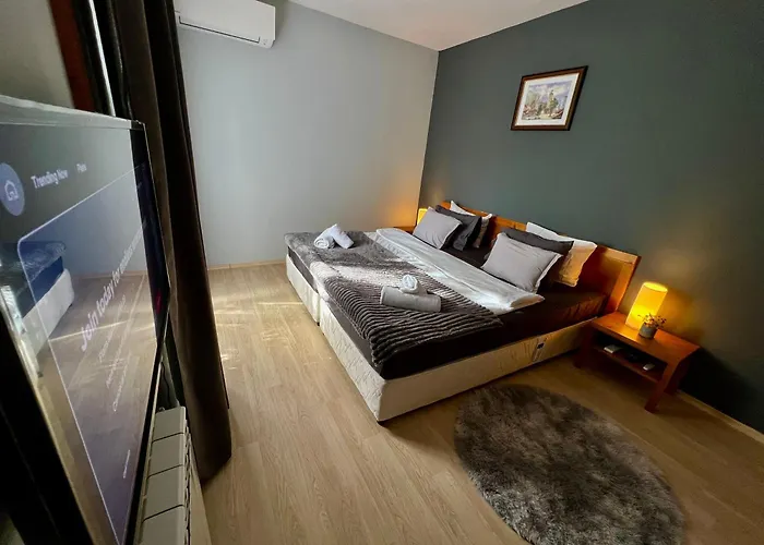 アパート 2-room Forest Retreat - Fireplace, Veranda, Bbq, Views