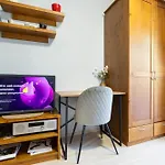 דירה 2-room Forest Retreat - Fireplace, Veranda, Bbq, Views