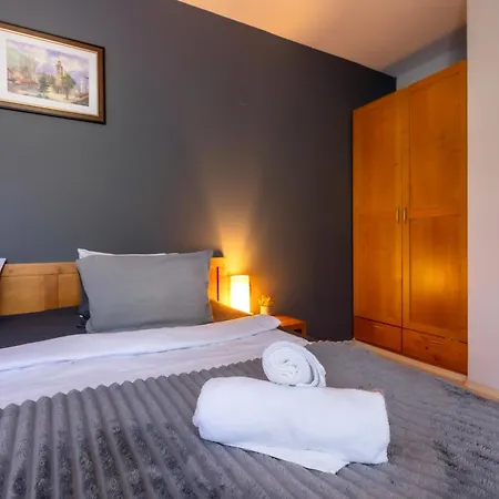 2-room Forest Retreat - Fireplace, Veranda, Bbq, Views Apartmán Bansko