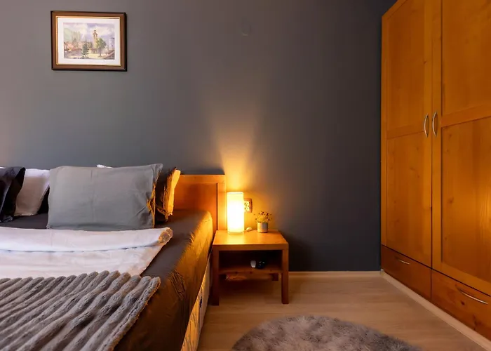 Appartement 2-room Forest Retreat - Fireplace, Veranda, Bbq, Views *