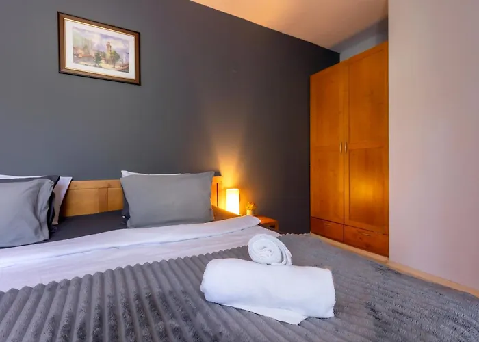 2-room Forest Retreat - Fireplace, Veranda, Bbq, Views Appartement Bansko